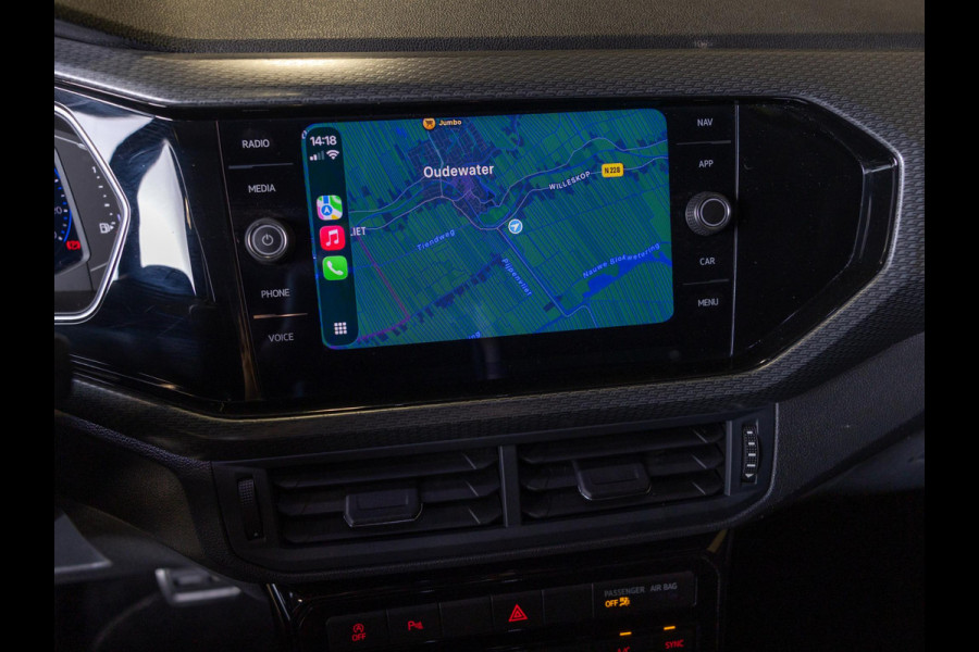 Volkswagen T-Cross 1.0 TSI 2x R-Line / 115pk / Dodehoek herkenning / Automatische klimaatregeling /