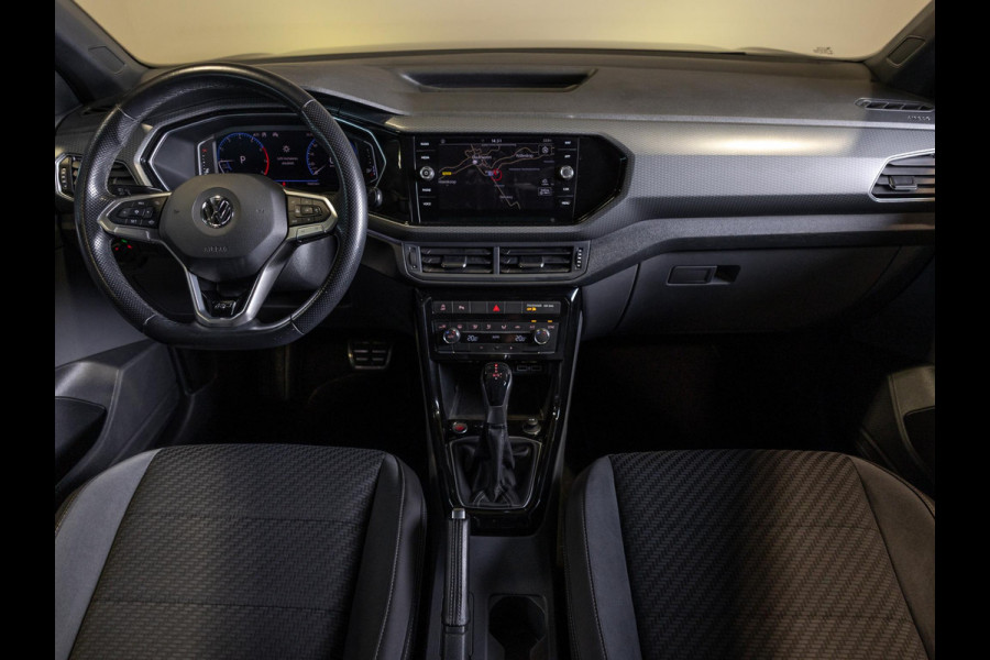 Volkswagen T-Cross 1.0 TSI 2x R-Line / 115pk / Dodehoek herkenning / Automatische klimaatregeling /