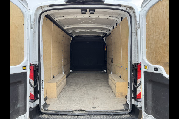 Ford Transit 2.0 TDCI 130PK L3H2 Airco Cruise control Camera Parkeersensoren v+a