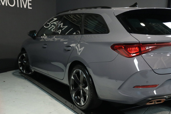 CUPRA Leon Sportstourer 1.4 e-Hybrid / PANO / MEMORY / KEYLESS / CAMERA
