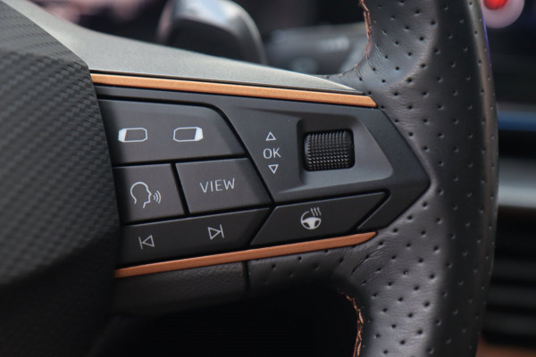 CUPRA Leon Sportstourer 1.4 e-Hybrid / PANO / MEMORY / KEYLESS / CAMERA