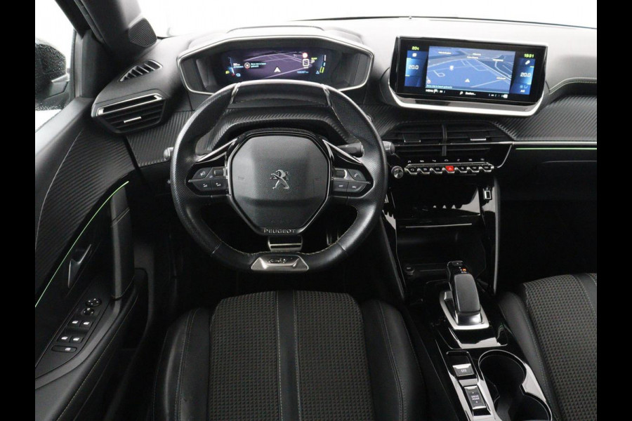 Peugeot e-208 EV GT 350 50 kWh | SOH 89,8% | Half leder | Camera | Carplay | Navigatie | Side Assist | Sportstoelen | Full LED | Parkeerhulp | DAB | Climate control | Bluetooth | Cruise control