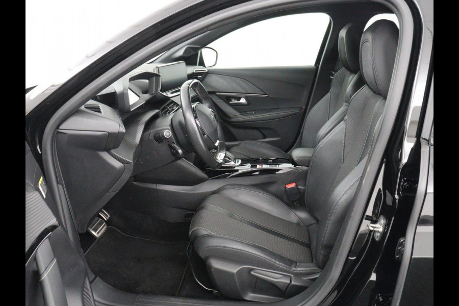 Peugeot e-208 EV GT 350 50 kWh | SOH 89,8% | Half leder | Camera | Carplay | Navigatie | Side Assist | Sportstoelen | Full LED | Parkeerhulp | DAB | Climate control | Bluetooth | Cruise control