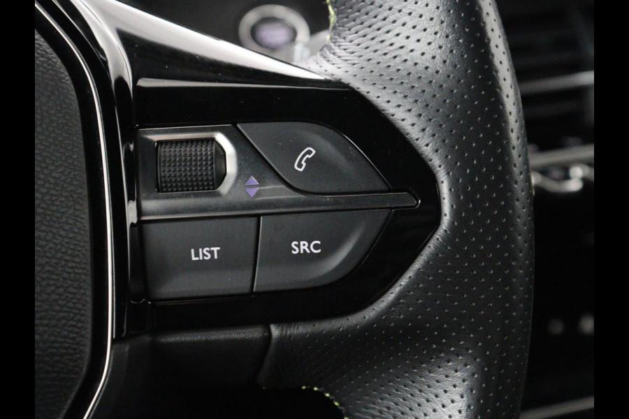 Peugeot e-208 EV GT 350 50 kWh | SOH 89,8% | Half leder | Camera | Carplay | Navigatie | Side Assist | Sportstoelen | Full LED | Parkeerhulp | DAB | Climate control | Bluetooth | Cruise control