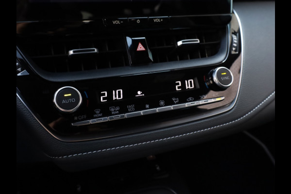 Toyota Corolla Touring Sports Hybrid 200 Dynamic | Half Leder | Stoelverwarming | Parkeersenso