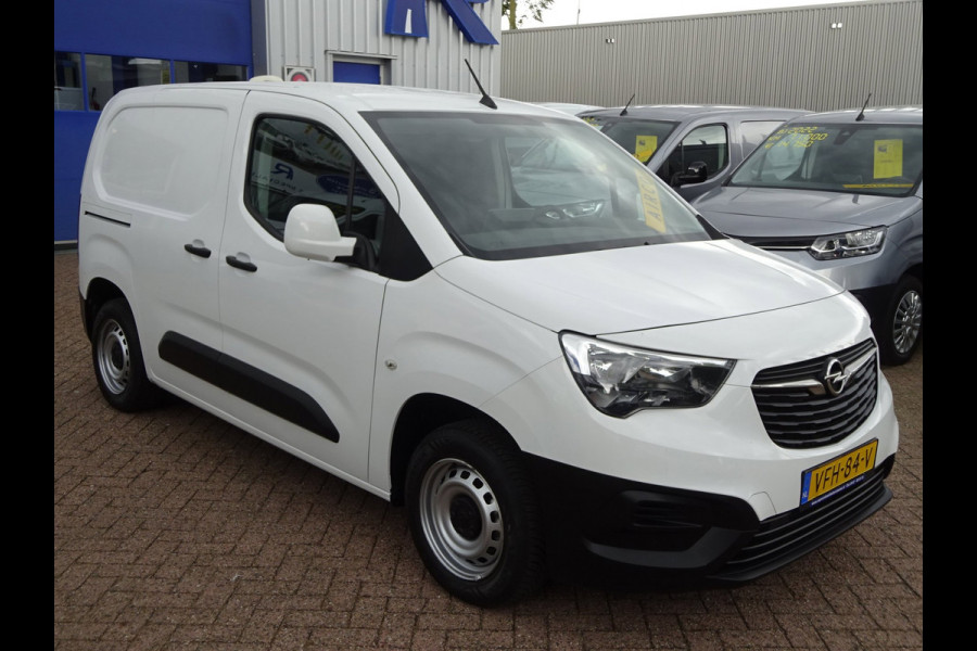 Opel Combo 1.5D L1H1 Edition AIRCO NAVI CRUISE CONTROL PDC