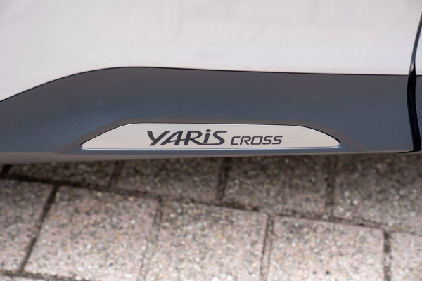 Toyota Yaris Cross 1.5 Hybrid 115 Active | Prijs rijklaar incl. 12 mnd garantie | Stoelverw Carplay Clima Camera LED