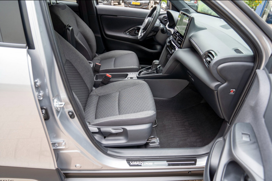Toyota Yaris Cross 1.5 Hybrid 115 Active | Prijs rijklaar incl. 12 mnd garantie | Stoelverw Carplay Clima Camera LED