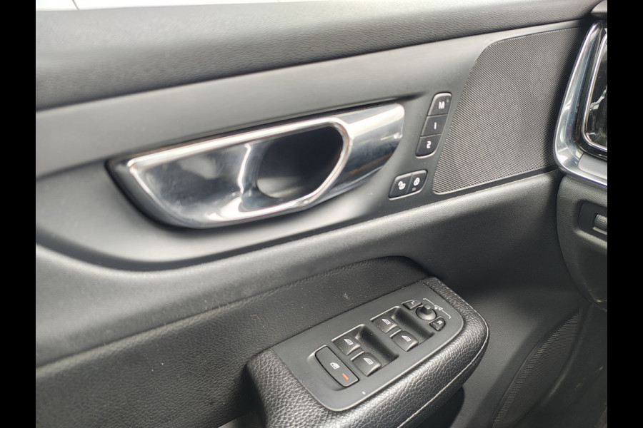 Volvo V60 2.0 T5 251PK Aut. Leder Wegkl.Trekhaak Navi Ecc Adap.Cruise Contourstoelen Apple CarPlay Android Auto Bordherk. High Performance Elek.Stoelen+Memory Elek.Achterklep Privacy Glas Lmv 18" Regensensor 1.800KG Trekgewicht Origineel Nederlandse Auto
