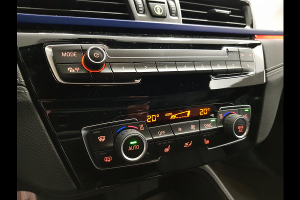 BMW X1 sDrive18i Automaat M-Sport Executive Lederen Bekleding Navigatie Climate Control Camera Parkeer Sensoren Lichtmetalen velgen Cruise Control