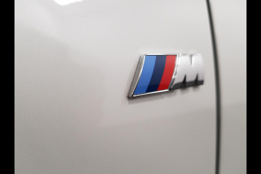 BMW X1 sDrive18i Automaat M-Sport Executive Lederen Bekleding Navigatie Climate Control Camera Parkeer Sensoren Lichtmetalen velgen Cruise Control