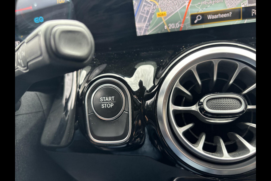 Mercedes-Benz EQA 250 Edition 1 67 kWh | AMG Styling | Dealer onderhouden | Rijklaar geleverd! |