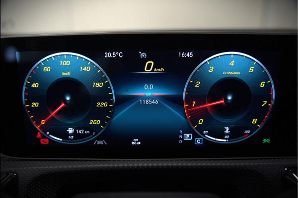 Mercedes-Benz CLA-Klasse 180 Advantage AMG | Stoelverwarming | Parkeersensoren | Navigatie | Cruise Control | Keyless | Camera | Climate Control