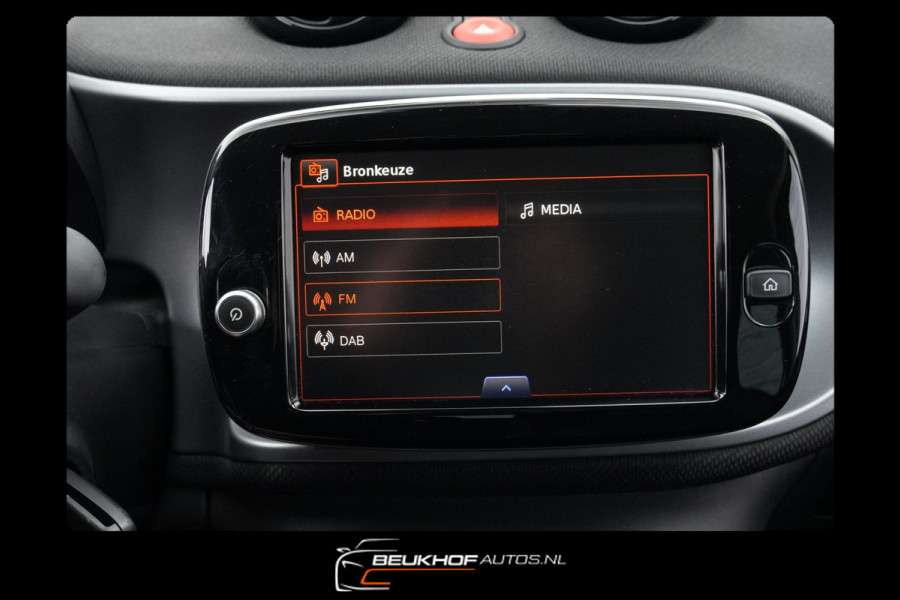 Smart Forfour EQ Comfort 18 kWh 5dr Airco Radio Dab Cruise L