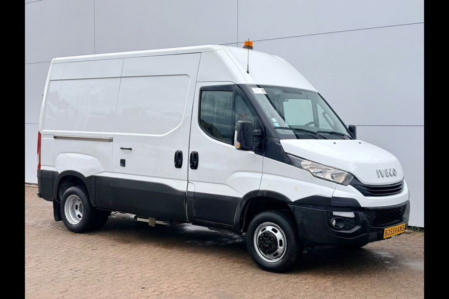 Iveco Daily 35C14 2.3 L2H2 Dubbellucht Airco Camera Trekhaak 3,5t