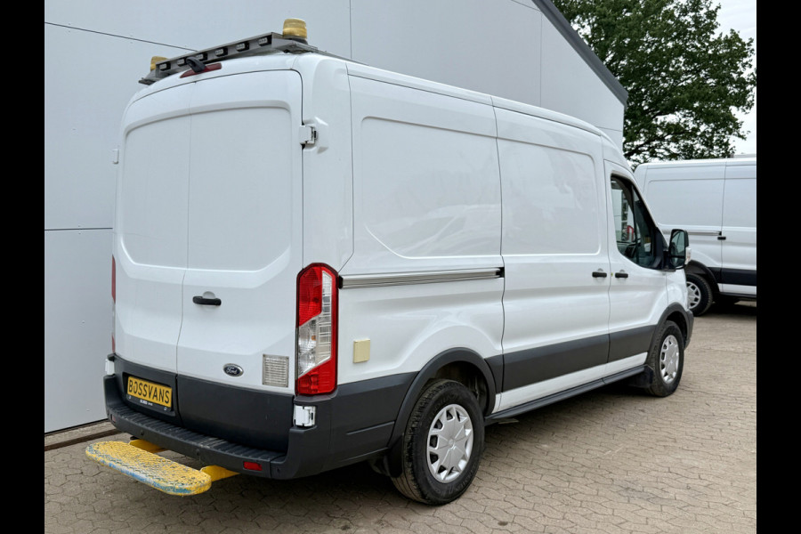 Ford Transit 2.0 TDCI 130PK Airco Cruise Control Parkeersensoren Stoelverwarming Zwaailampen Kastwand Inbouw