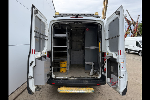 Ford Transit 2.0 TDCI 130PK Airco Cruise Control Parkeersensoren Stoelverwarming Zwaailampen Kastwand Inbouw