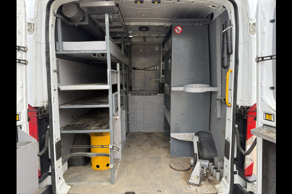 Ford Transit 2.0 TDCI 130PK Airco Cruise Control Parkeersensoren Stoelverwarming Zwaailampen Kastwand Inbouw