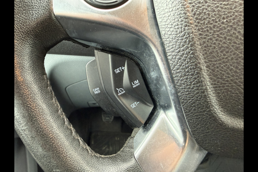 Ford Transit 2.0 TDCI 130PK Airco Cruise Control Parkeersensoren Stoelverwarming Zwaailampen Kastwand Inbouw