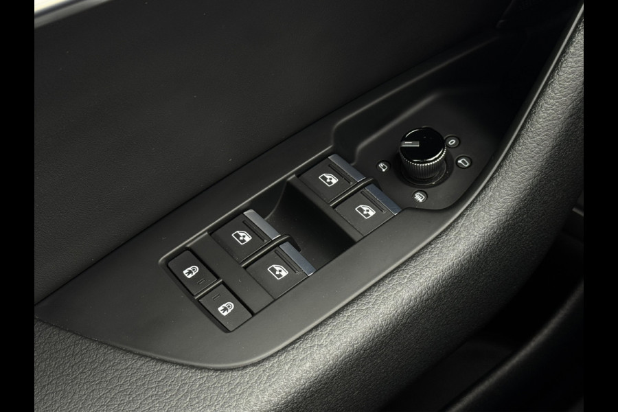 Audi A6 Avant 55 TFSI e quattro Comp. | Pano | Sfeer | Carplay | Matrix LED | Dealer onderhouden | 360 | ACC | 1e eig.