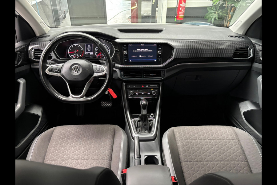 Volkswagen T-Cross 1.0 TSI Style /Camera / Carplay / stoelverwarming