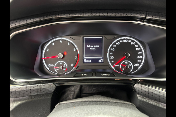 Volkswagen T-Cross 1.0 TSI Style /Camera / Carplay / stoelverwarming