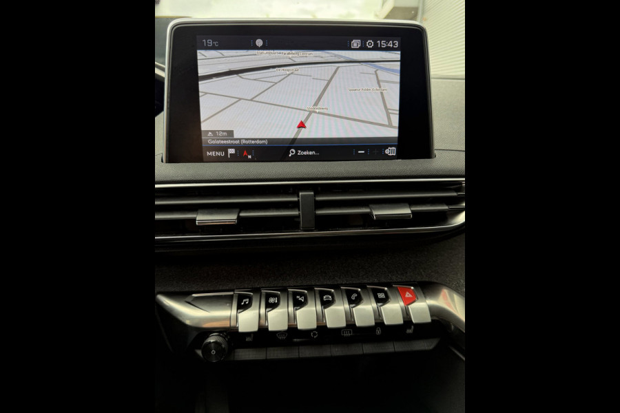 Peugeot 3008 1.2 PureTech Allure -AUTOMAAT I Navigatie I LED/PDC I Achteruitrij camera I Airco I Sport velgen I Dealer onderhouden