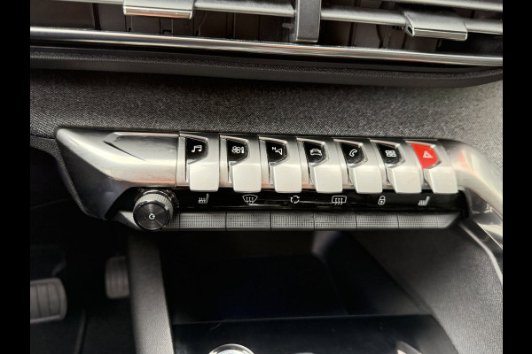 Peugeot 3008 1.2 PureTech Allure -AUTOMAAT I Navigatie I LED/PDC I Achteruitrij camera I Airco I Sport velgen I Dealer onderhouden