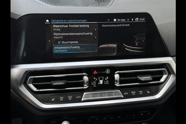 BMW 3 Serie Touring 330e xDrive | Laser | Trekhaak | Head Up | 360 | Sfeerverlichting | Dodehoek | 1e eigenaar