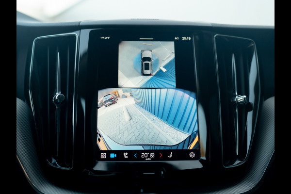 Volvo XC60 2.0 T8 Plug-in hybrid AWD Plus Dark | Pano | Trekhaak wegkl. | 360 Camera | Head Up | Harman/ Kardon | Prijs Rijklaar!!