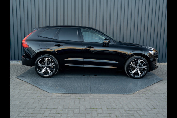 Volvo XC60 2.0 T8 Plug-in hybrid AWD Plus Dark | Pano | Trekhaak wegkl. | 360 Camera | Head Up | Harman/ Kardon | Prijs Rijklaar!!
