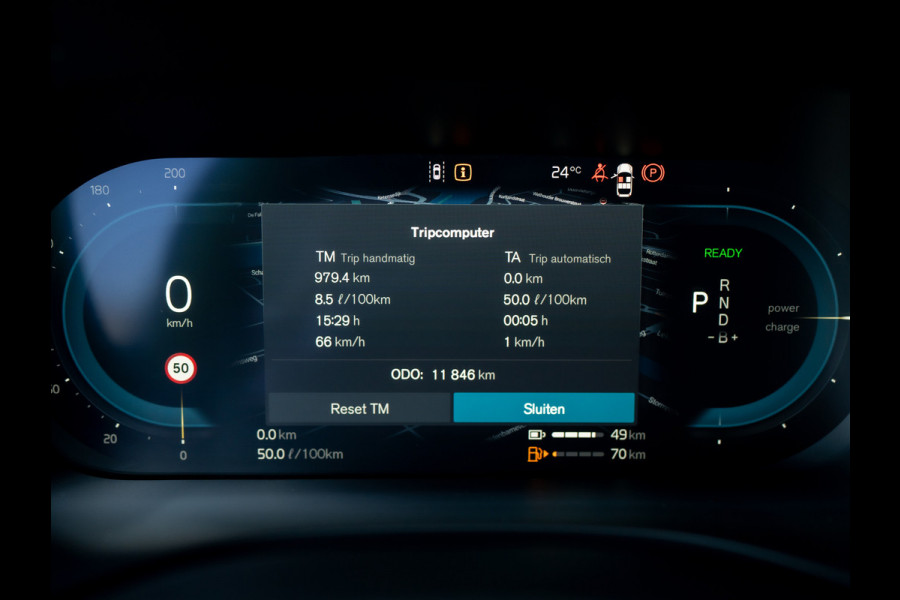 Volvo XC60 2.0 T8 Plug-in hybrid AWD Plus Dark | Pano | Trekhaak wegkl. | 360 Camera | Head Up | Harman/ Kardon | Prijs Rijklaar!!