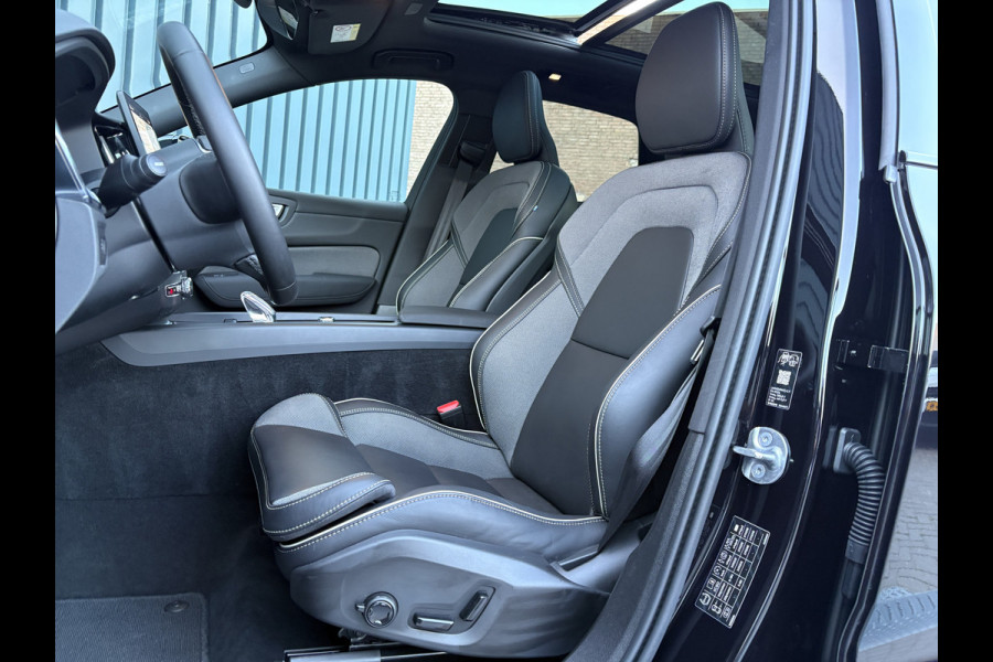 Volvo XC60 2.0 T6 Plug-in hybrid AWD Plus Black Edition | Pano | Trekhaak wegkl. | Facelift | 360 Camera | Head Up | Harman/ Kardon | Prijs Rijklaar!!