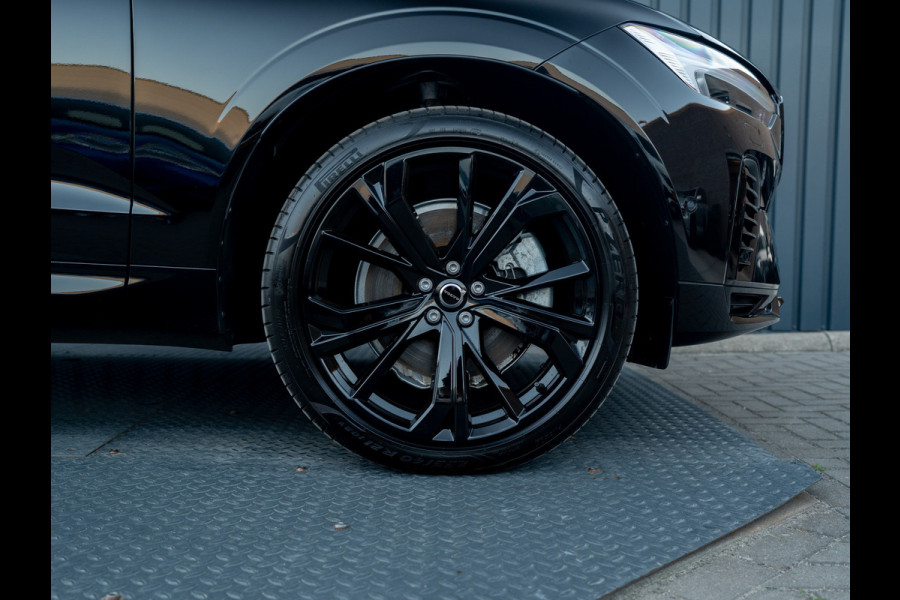 Volvo XC60 2.0 T6 Plug-in hybrid AWD Plus Black Edition | Pano | Trekhaak wegkl. | Facelift | 360 Camera | Head Up | Harman/ Kardon | Prijs Rijklaar!!