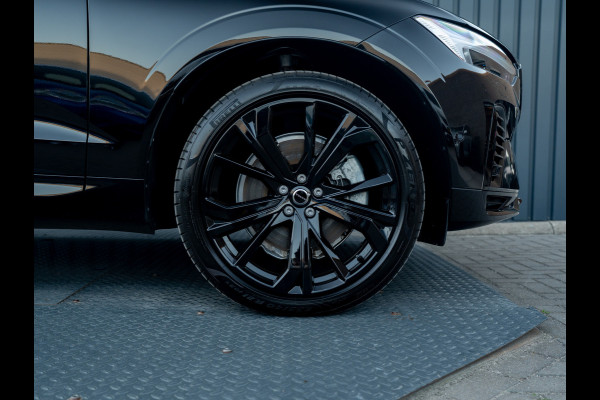 Volvo XC60 2.0 T6 Plug-in hybrid AWD Plus Black Edition | Pano | Trekhaak wegkl. | Facelift | 360 Camera | Head Up | Harman/ Kardon | Prijs Rijklaar!!