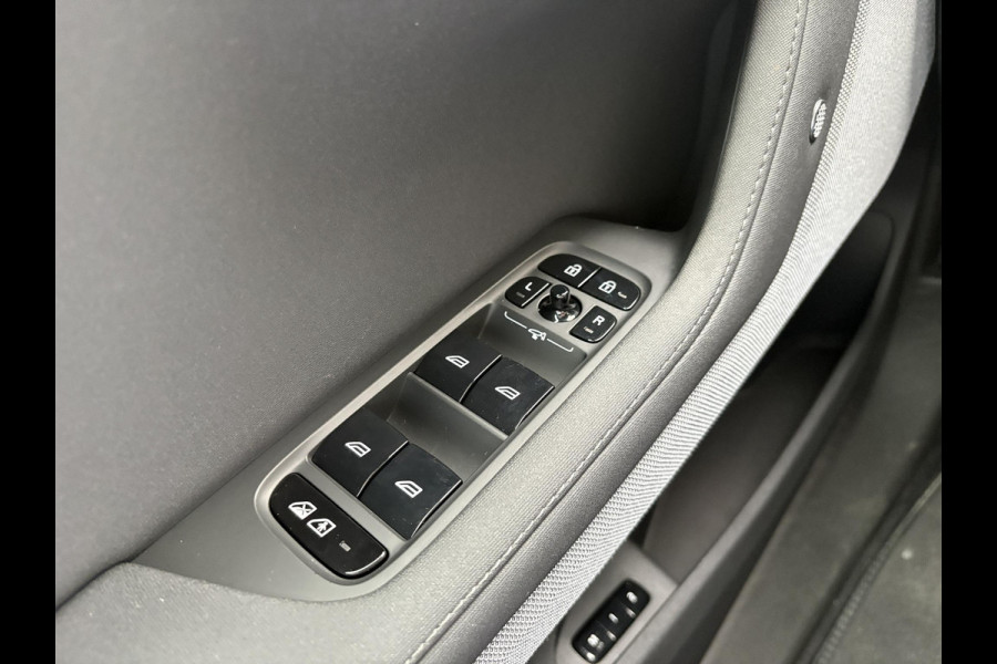 Polestar 2 Long Range Dual Motor 78 kWh 408pk | Pano | Harmon Kardon | BLIS | 360 Camera | Stoel & Stuurverwarming | Adaptive Cruise | Winterset |