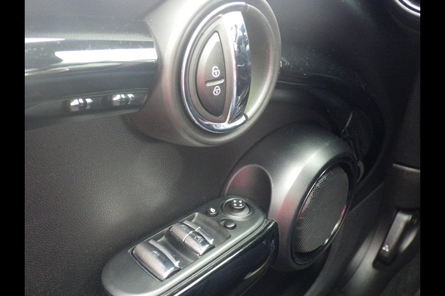 MINI Cabriolet AUT 1.5 Cooper Chili, Leder, H&K, Camera, LED!