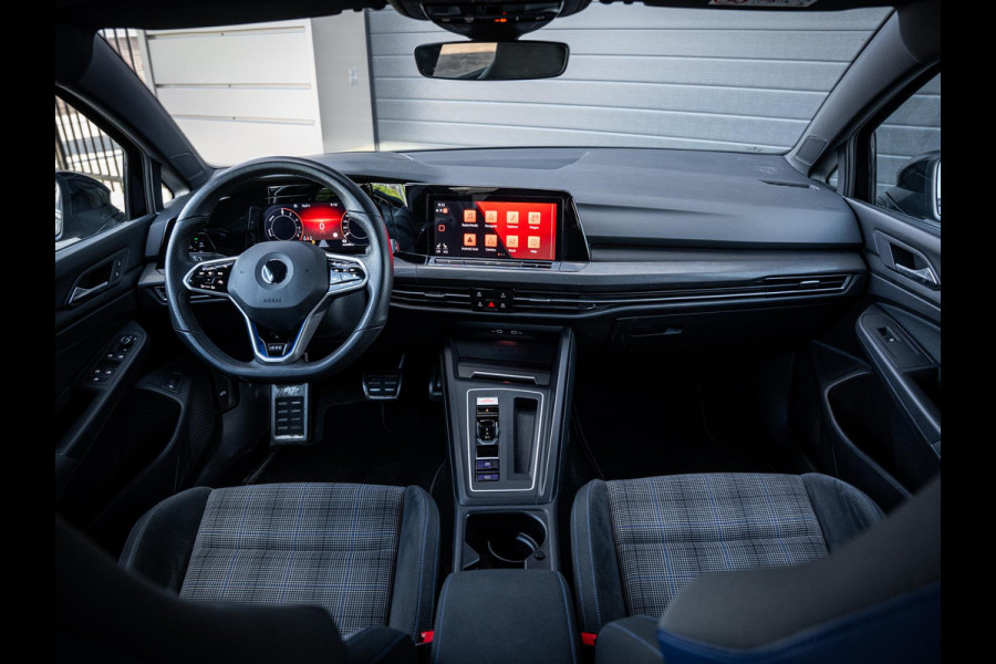 Volkswagen Golf 1.4 eHybrid GTE - IQ.L l Pano l HUD l Trekh. l ACC