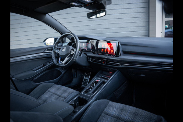 Volkswagen Golf 1.4 eHybrid GTE - IQ.L l Pano l HUD l Trekh. l ACC