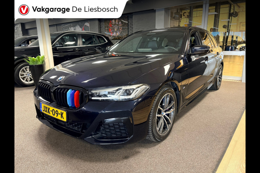 BMW 5 Serie Touring 530e xDrive High Executive M-sport / leer / pano / navi / head-up / Apple carplay