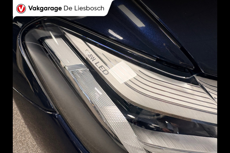 BMW 5 Serie Touring 530e xDrive High Executive M-sport / leer / pano / navi / head-up / Apple carplay