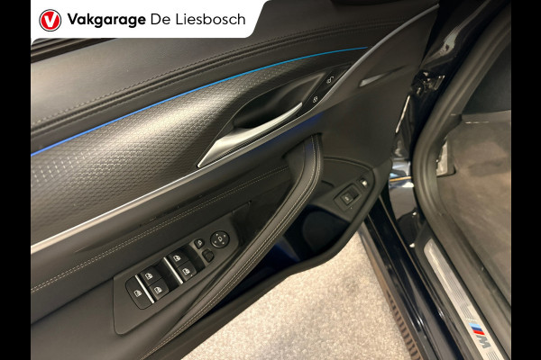 BMW 5 Serie Touring 530e xDrive High Executive M-sport / leer / pano / navi / head-up / Apple carplay
