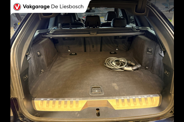 BMW 5 Serie Touring 530e xDrive High Executive M-sport / leer / pano / navi / head-up / Apple carplay
