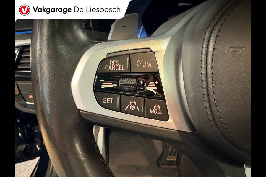 BMW 5 Serie Touring 530e xDrive High Executive M-sport / leer / pano / navi / head-up / Apple carplay