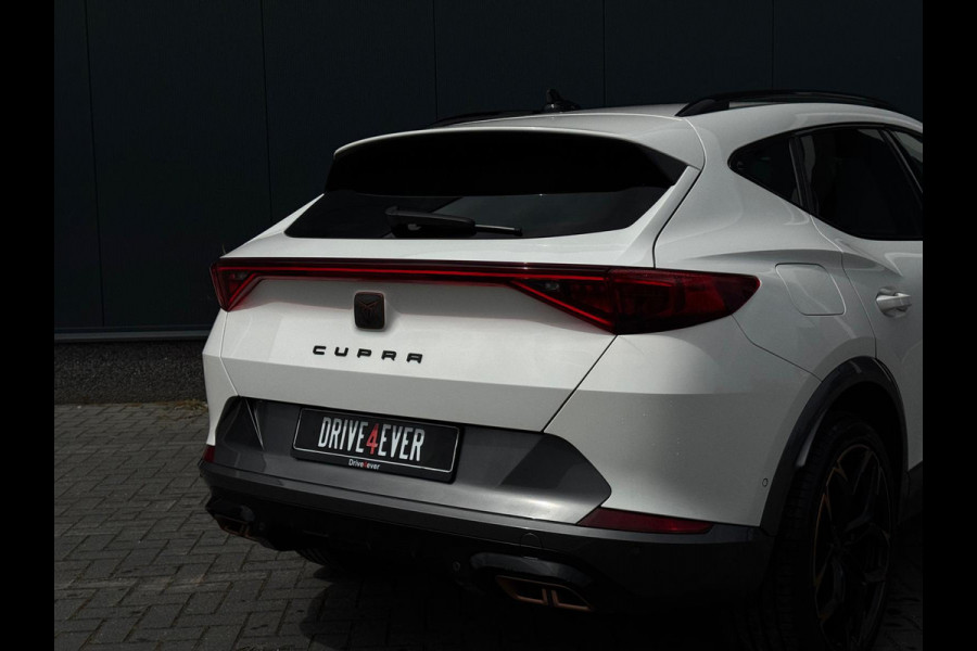 CUPRA Formentor 1.4 e-Hybrid Business 9-23 204pk NAVI | CAMERA | LEDER | PDC | SPORTVELGEN