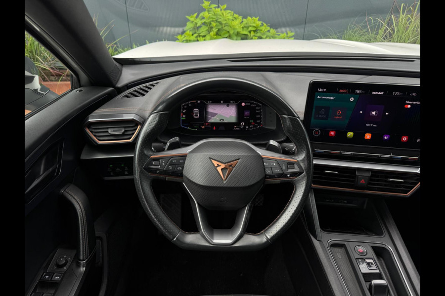 CUPRA Formentor 1.4 e-Hybrid Business 9-23 204pk NAVI | CAMERA | LEDER | PDC | SPORTVELGEN