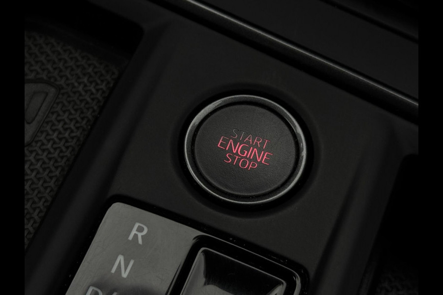 CUPRA Formentor 1.4 e-Hybrid Business 9-23 204pk NAVI | CAMERA | LEDER | PDC | SPORTVELGEN