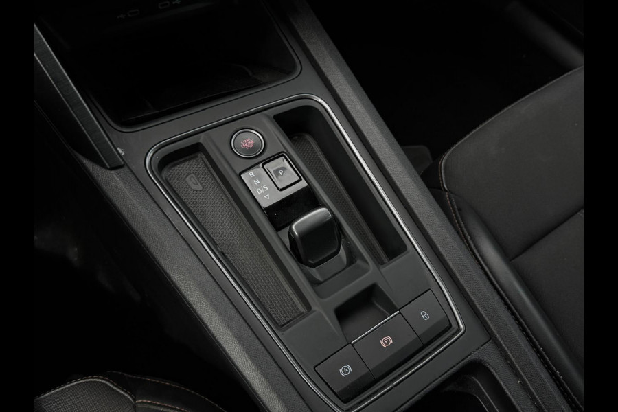 CUPRA Formentor 1.4 e-Hybrid Business 9-23 204pk NAVI | CAMERA | LEDER | PDC | SPORTVELGEN