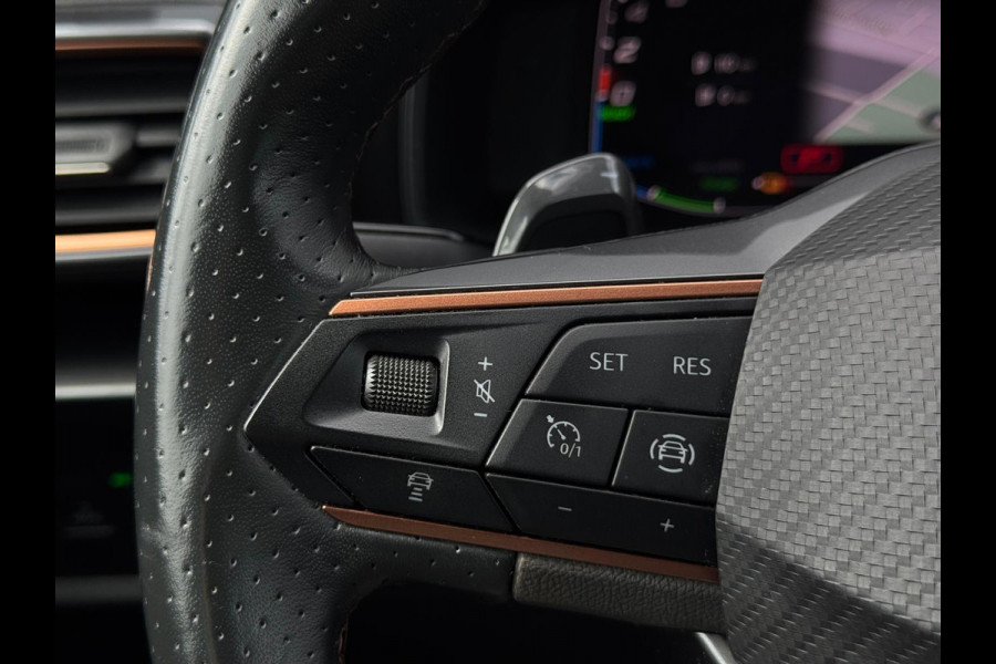CUPRA Formentor 1.4 e-Hybrid Business 9-23 204pk NAVI | CAMERA | LEDER | PDC | SPORTVELGEN
