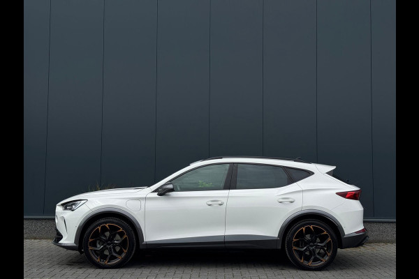 CUPRA Formentor 1.4 e-Hybrid Business 9-23 204pk NAVI | CAMERA | LEDER | PDC | SPORTVELGEN